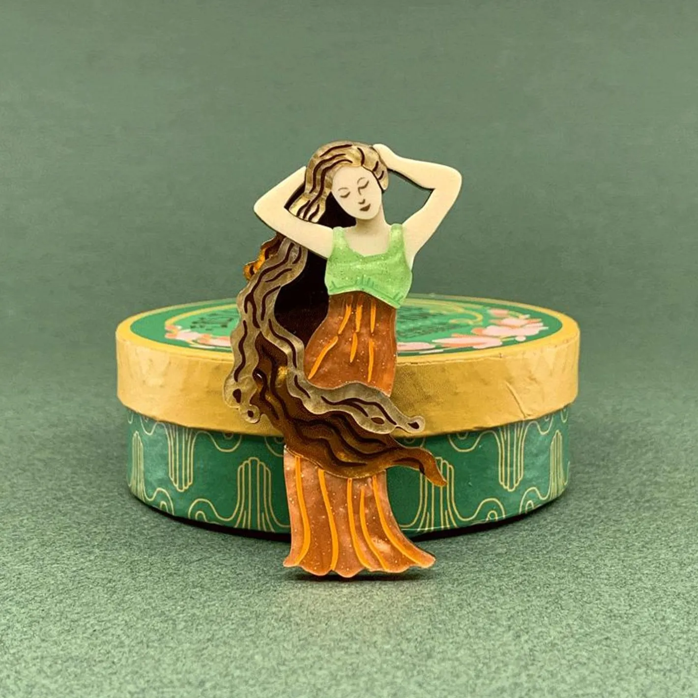 Erstwilder Lady Loie Brooch^ Brooches