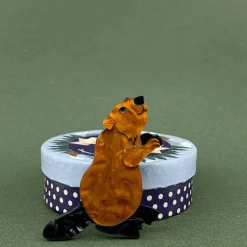 Erstwilder Mr. Beaver'S Bark Brooch^ Brooches